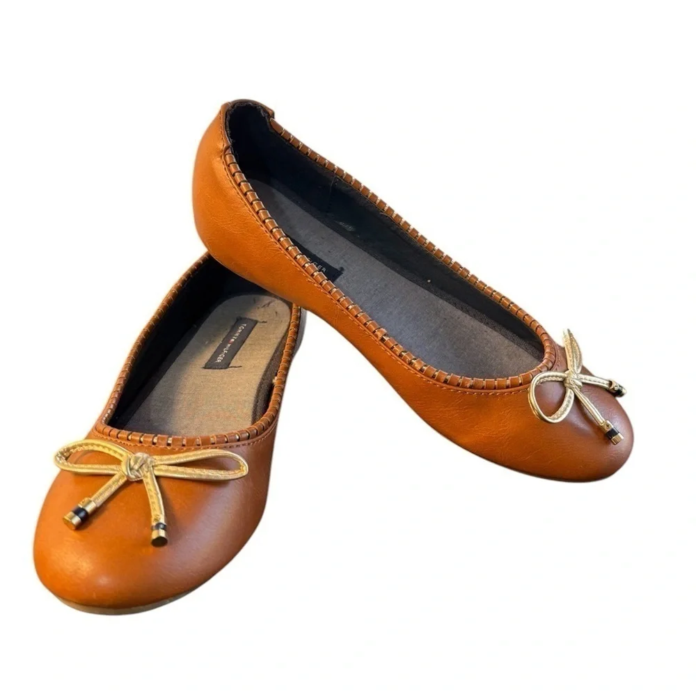 Tommy Hilfiger Cognac Flats Big Girls Size 5